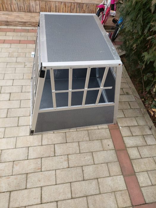 Cușcă transport câine