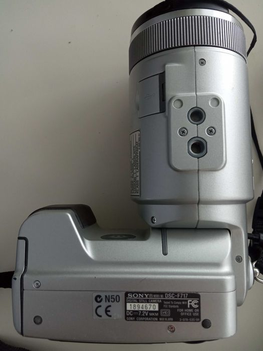 Фотокамера SONY DSC-F717
