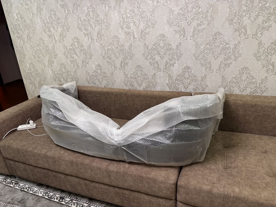 Продам бампер на Лада гранта хетч