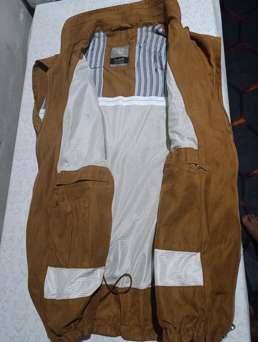 Жилетка бренда Бугати 58-60размер