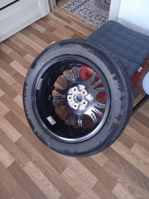 Титанка месте с покрышкый