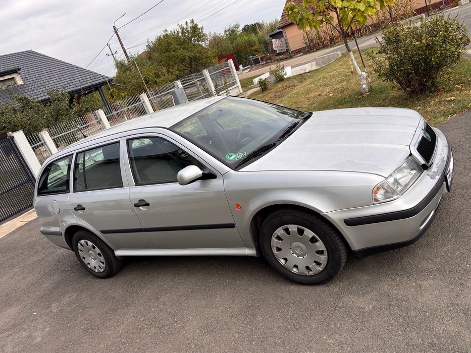 Skoda Octavia 1 automata  2.0i cu gpl omologat
