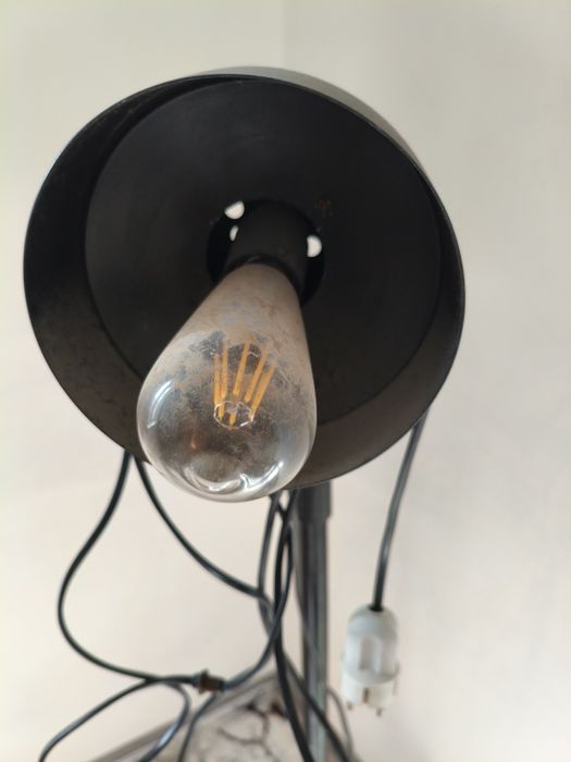 Светильник торшер в стиле хайтек