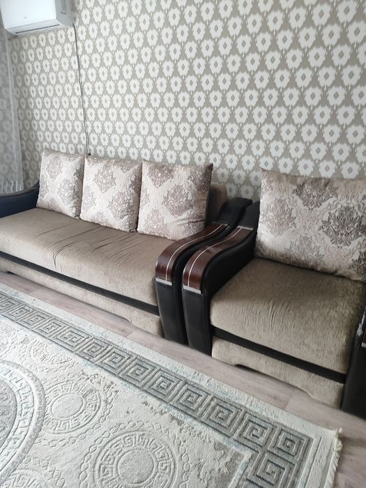 Продам диван и кресло