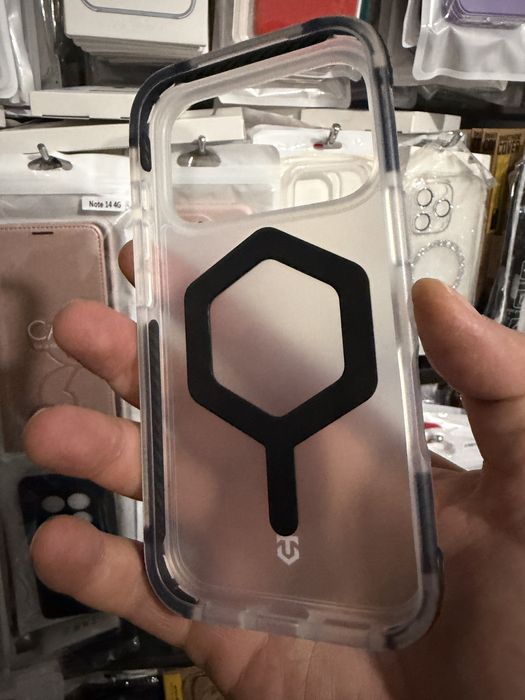 Tactical Hexagon кейс за iPhone 17 Pro , 17 Pro Max