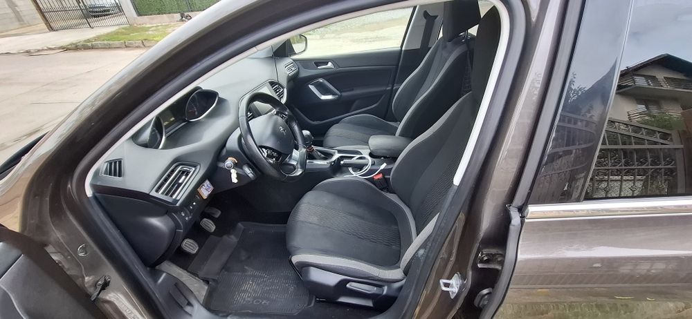 Продава пежо 308н2015г. Цена 5 114€