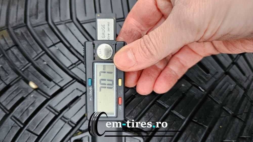 235/35 R19 • All Season • Continental AllSeasonContact 2 91Y | 2 buc | DOT 2024 | Pret/buc