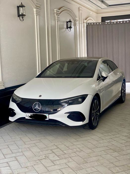 Mercedes Benz EQE 350+
