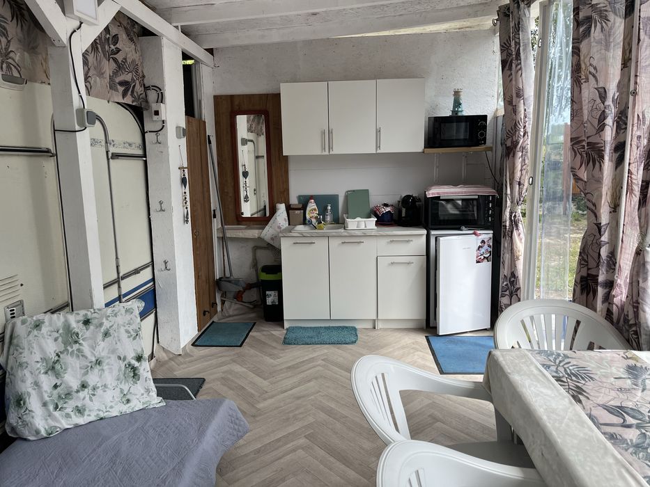 Каравана с навес