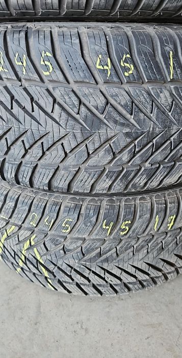 245/45/17цола.Goodyear.