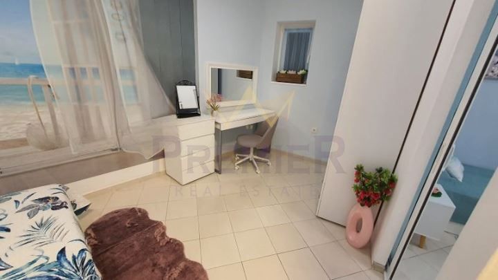 Дава се под наем Двустаен апартамент в Варна, Операта - 60 кв.м за 612 € - Снимка #8