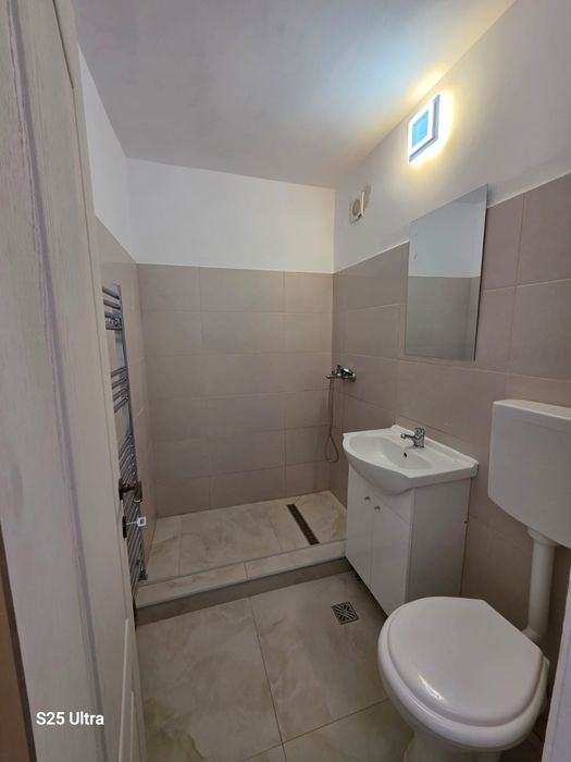 3 camere, etaj 4, complet renovat, micro 9, Avram Iancu