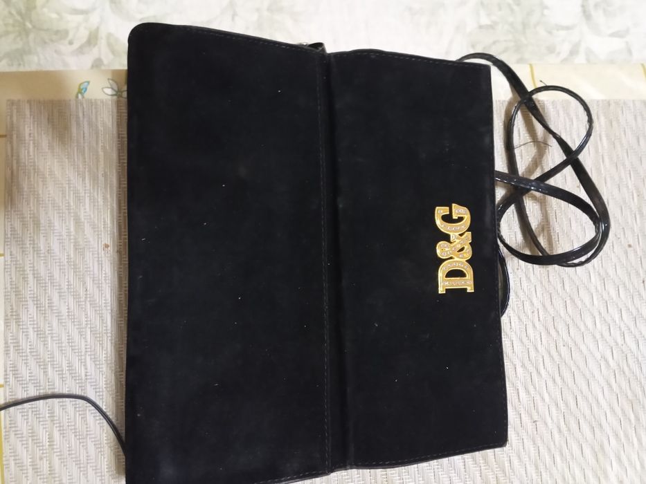 Продам сумочку клач