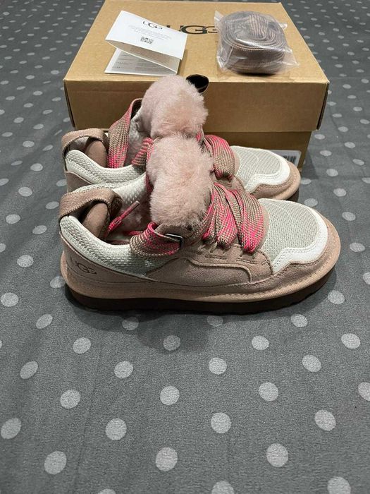 UGG Lowmel Rocky Oak Roz Masura 36 Noi Nepurtati
