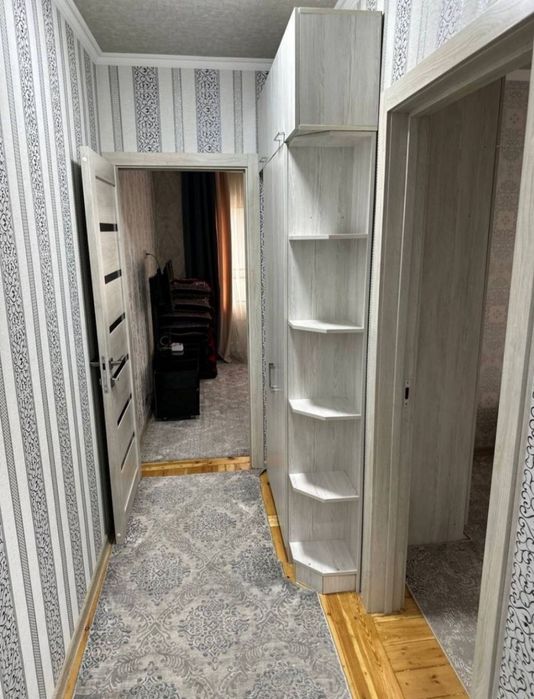 Продается 2/4/5 на м-ве Буз-2 (Ориентир 49 Школа)