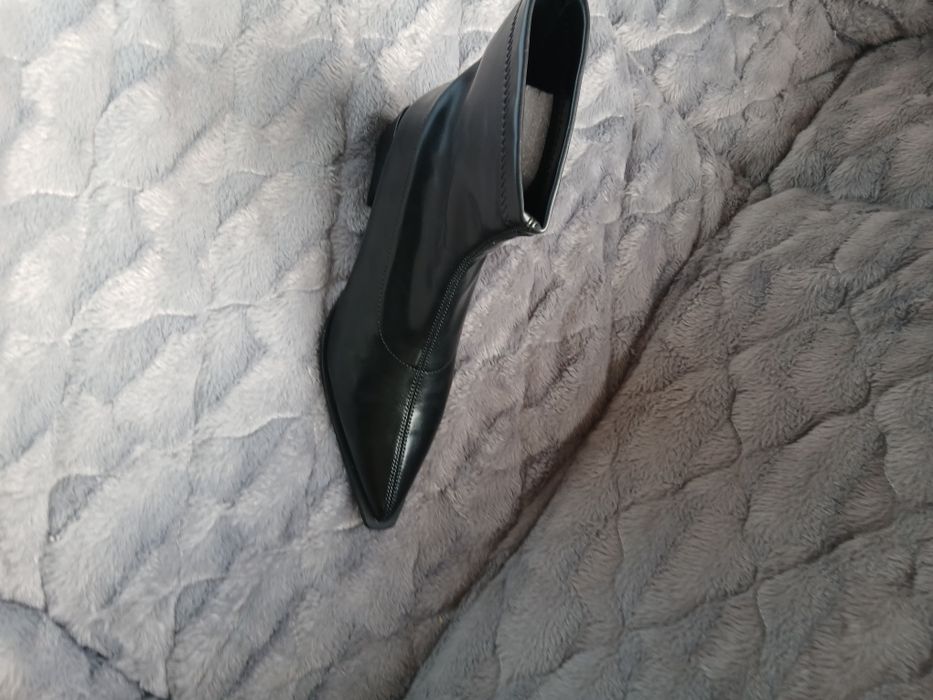 Ghete damă cu toc mic