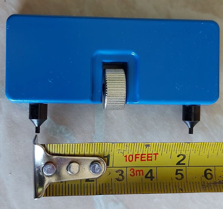 Часовникарски инструмент за отваряне на заден капак,ключ
Описание:
100