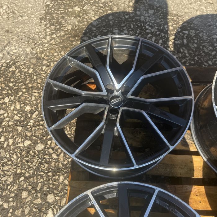 Алуминиеви джанти Audi RS6 9,5J R21 ET25 5x112мм 66,5мм 4G0601025CJ ном 980
