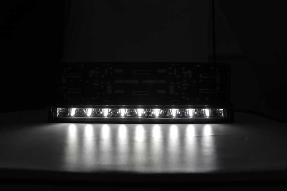 Рамка за Номер с LED Бар 20" 100W – Бяла/Оранжева Габаритна Светлина