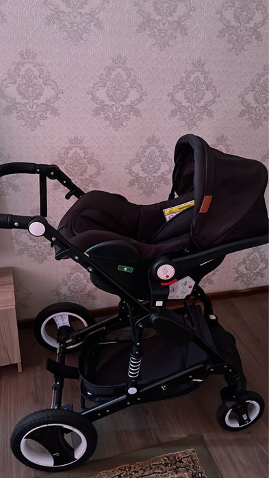 Коляска универсальная 3 в 1 PEGAS PG-Q3, черный