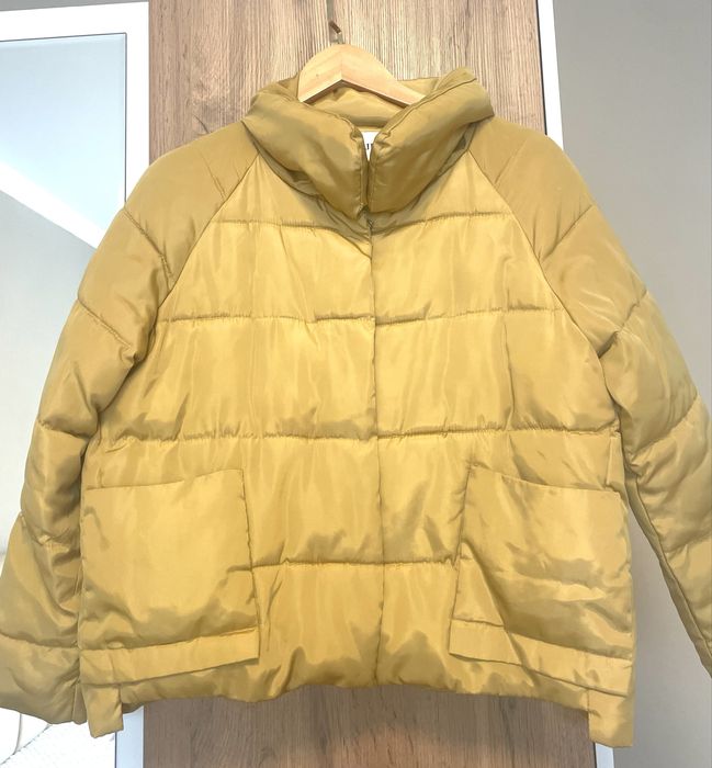 Продам куртку весна