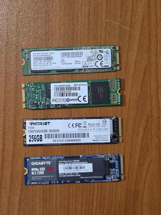 SSD NVMe 128/256/512GB.