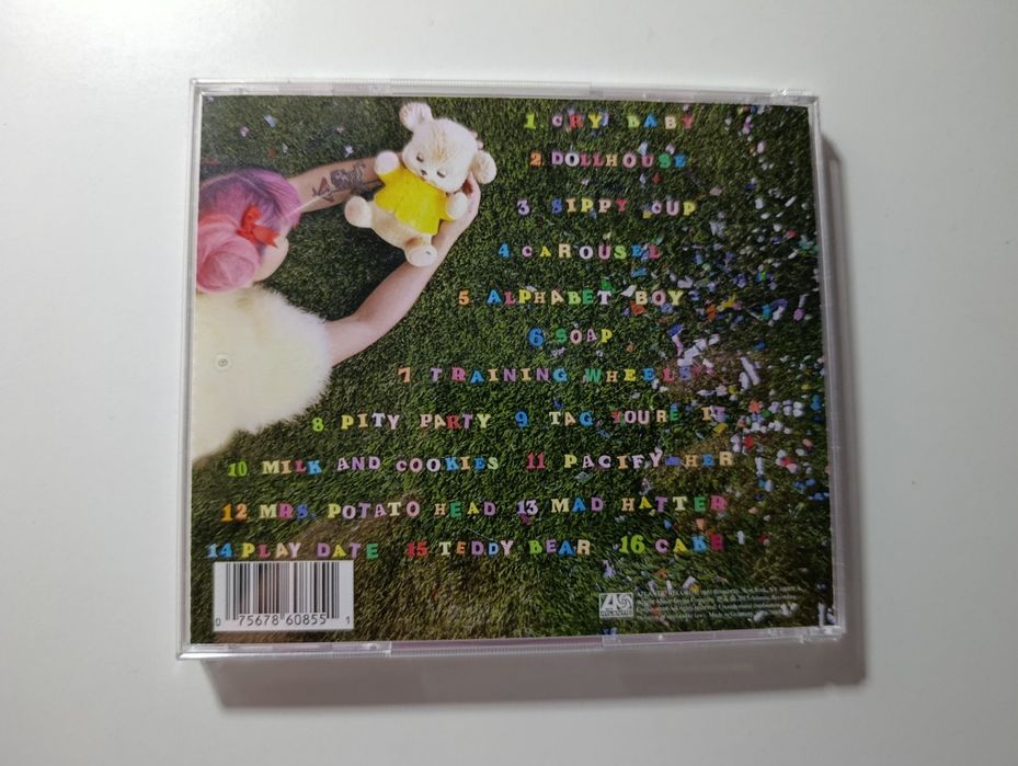 CD Cry baby Melanie Martinez