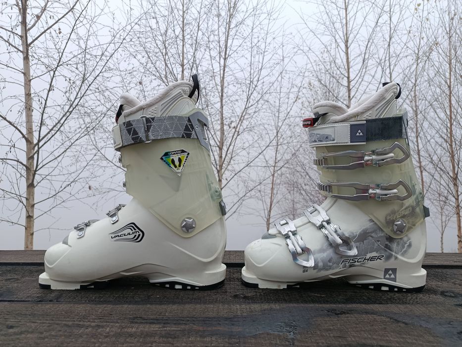 Clapari FISCHER ski schi de partie femei 42.5