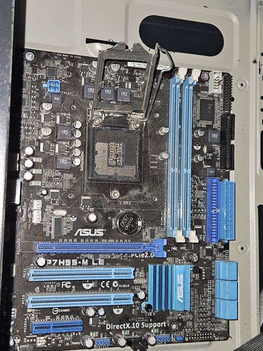 Материнская плата Асус