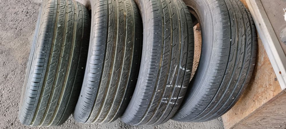 Продам резину Nitto