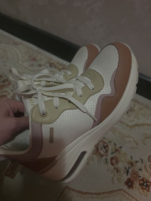 Кроссовки Skechers 38