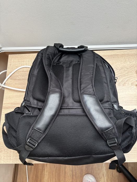 Lenovo ThinkPad раница