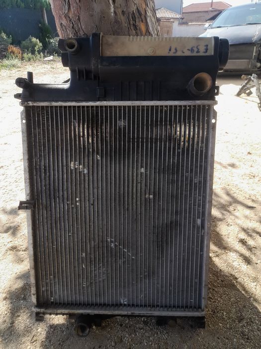 Воден радиатор за бмв е39 2.5i