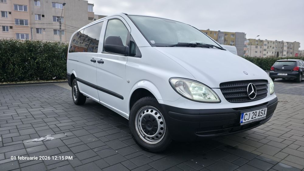 Mercedes Vito 8 + 1  locuri