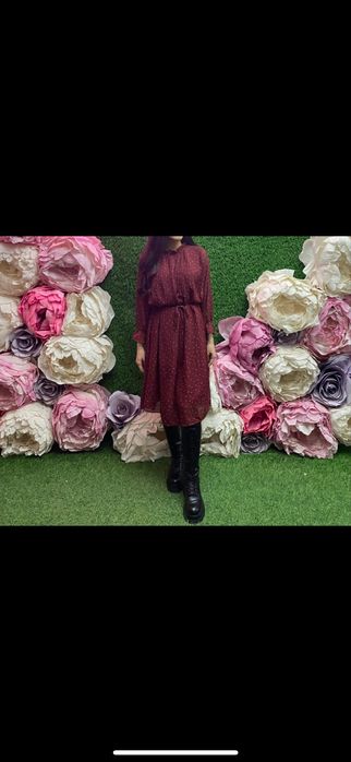 Платья горошек бордовый