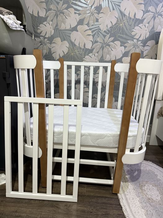 Продам детскую кроватку