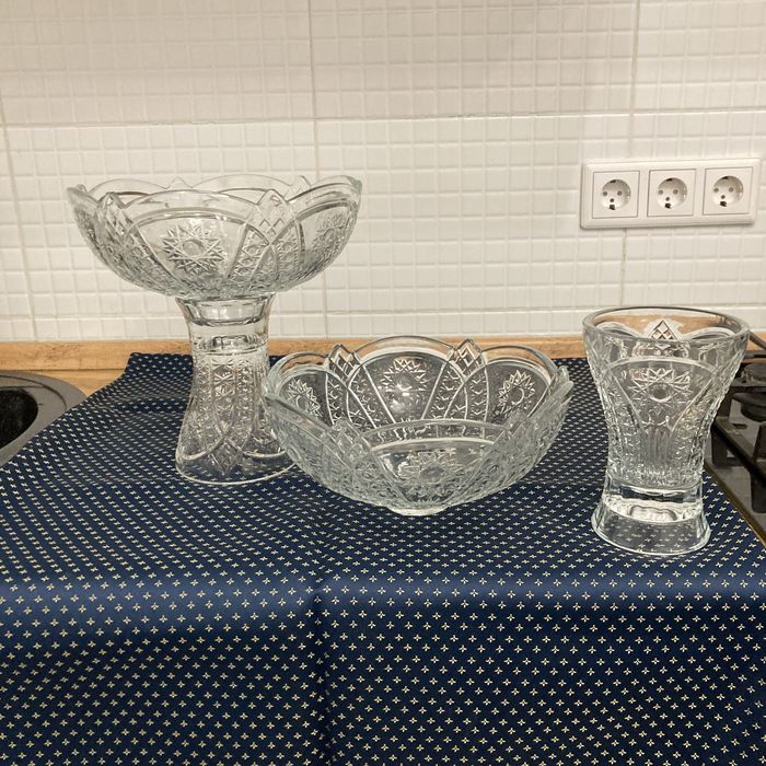 Хрустальные вазы-2шт