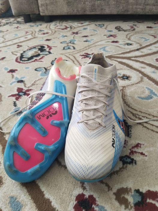 Бутсы  40 размер