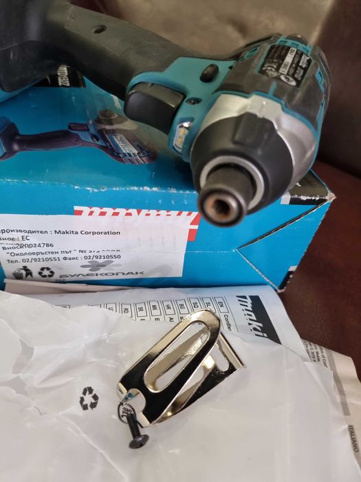 Акумулаторен Импакт Винтоверт Makita