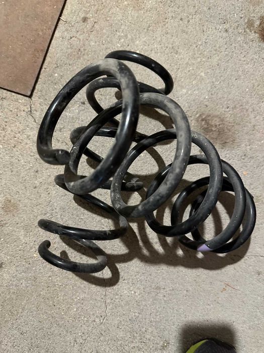 Задни пружини Mazda 6 GH 1.8