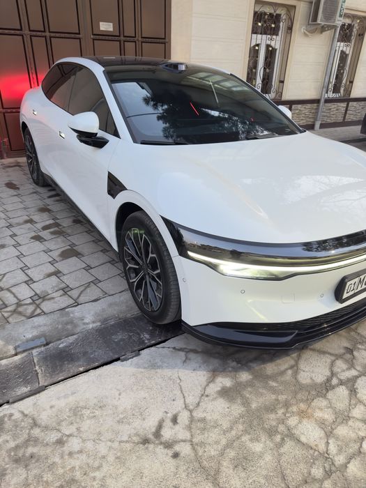 Zeekr 007 688км 2025