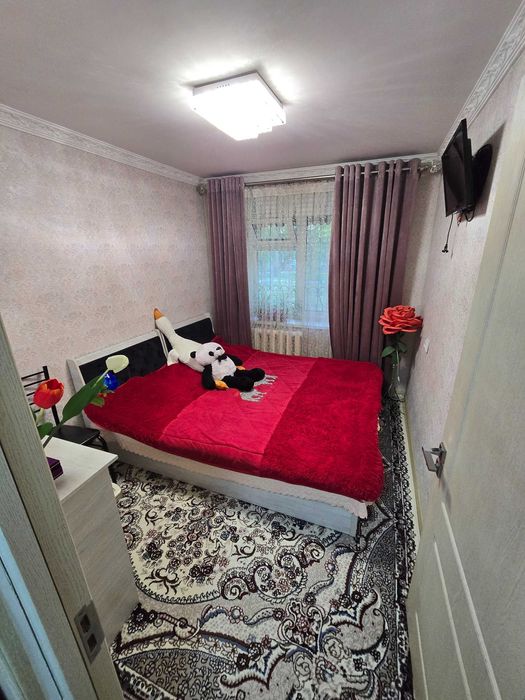 Продается 2х квартира,перепланированная в 3х комнатную.