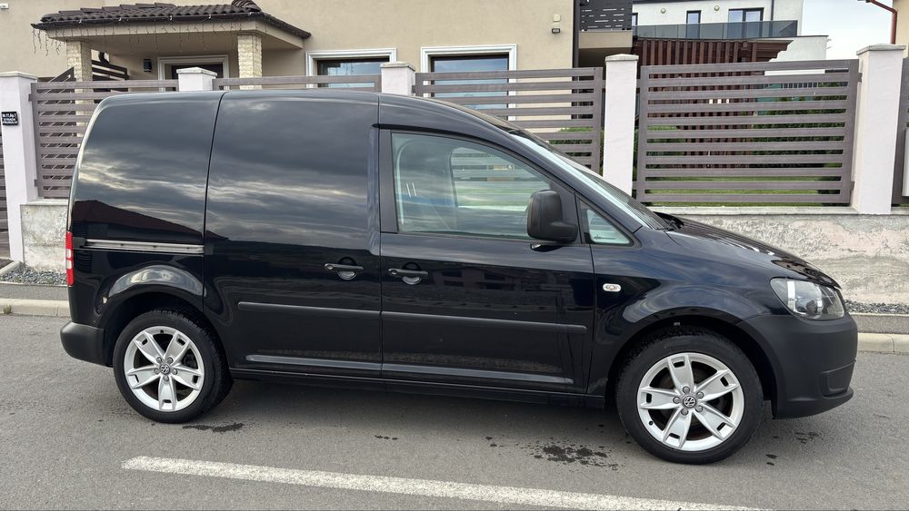 Volkswagen caddy  diesel automat
