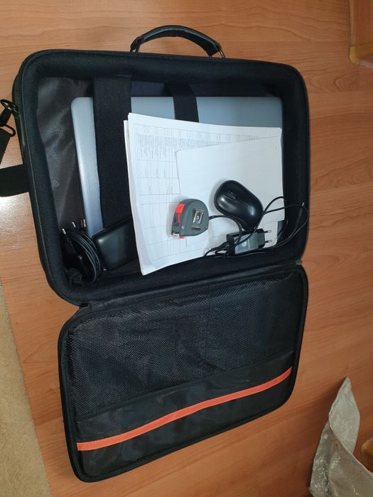 Продам сумку ноутбукер
