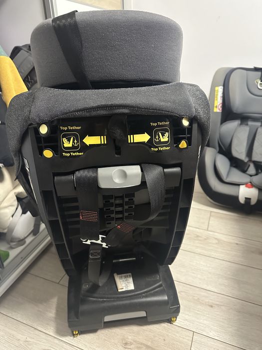 Vand doua scaune auto 250 lei