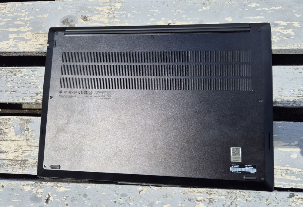 Лаптоп Lenovo ThinkPad E16 Gen 3 / Core Ultra 7 / 32 GB DDR5