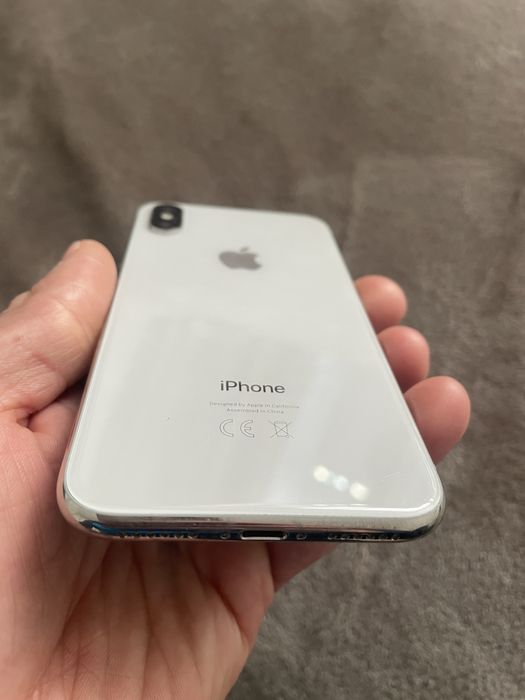 Iphone X - 256GB (бял)