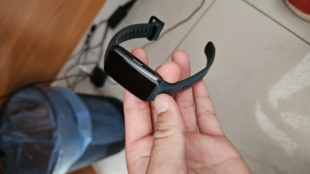 Часы Huawei 6 band