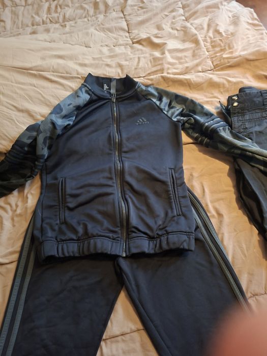 Екип на адидас ползван