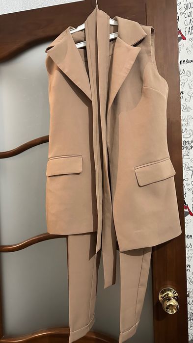 Продам платья б/у в хорошем состоянии